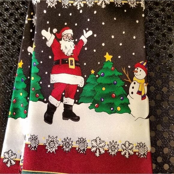 Christmas Musical Tie‎ with Santa and The Snowman - Picture 2 of 4